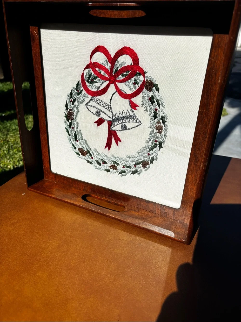 N/A festive wooden